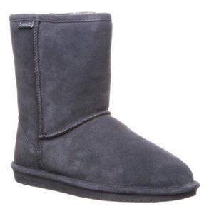 Gray BearPaw Emma short style boots !!